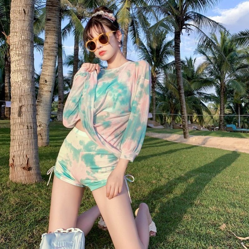 Set bikini 3 mảnh phối màu nhuộm thời trang trẻ trung quyến rũ cho nữ AA7420