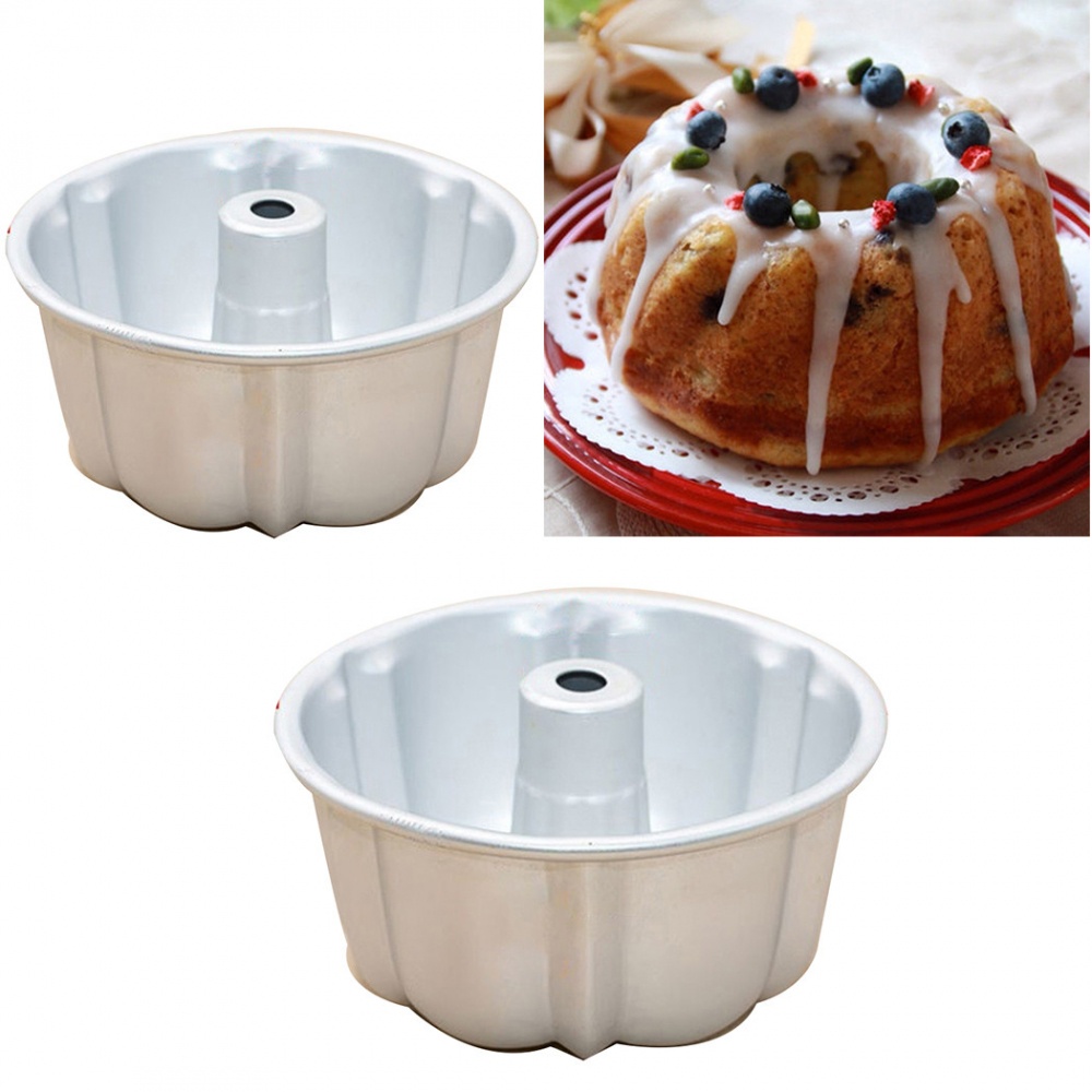 1 Khuôn Làm Bánh Chất Liệu Kim Loại Bền Và Thiết Thực Mới