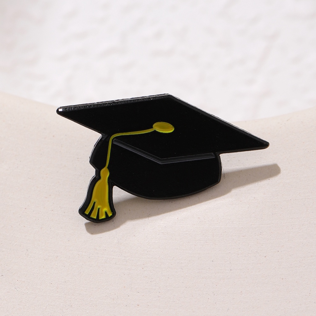 Ghim Cài Áo Hình Nón Tốt Nghiệp Tráng Men Dễ Thương
