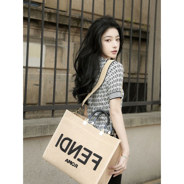 Áo Thun Lụa Lạnh Tay Ngắn Thời Trang Mùa Hè Dành Cho Nữ