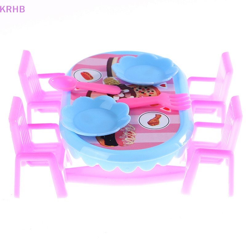 1 Bộ Bàn Ghế Nhựa Mini Cho Nhà Búp Bê Mới