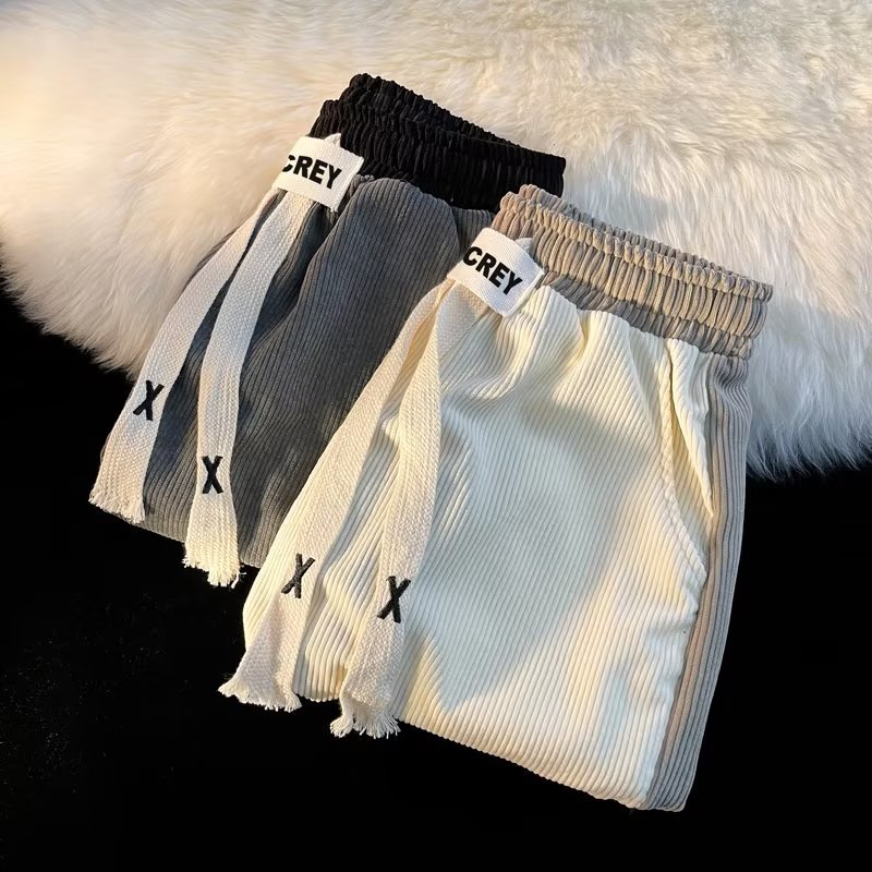 Quần Short Thể Thao Dáng Rộng Chất Nhung Phối Màu Sắc Tương Phản Phong Cách Đường Phố Mỹ Cá Tính Cho Nam