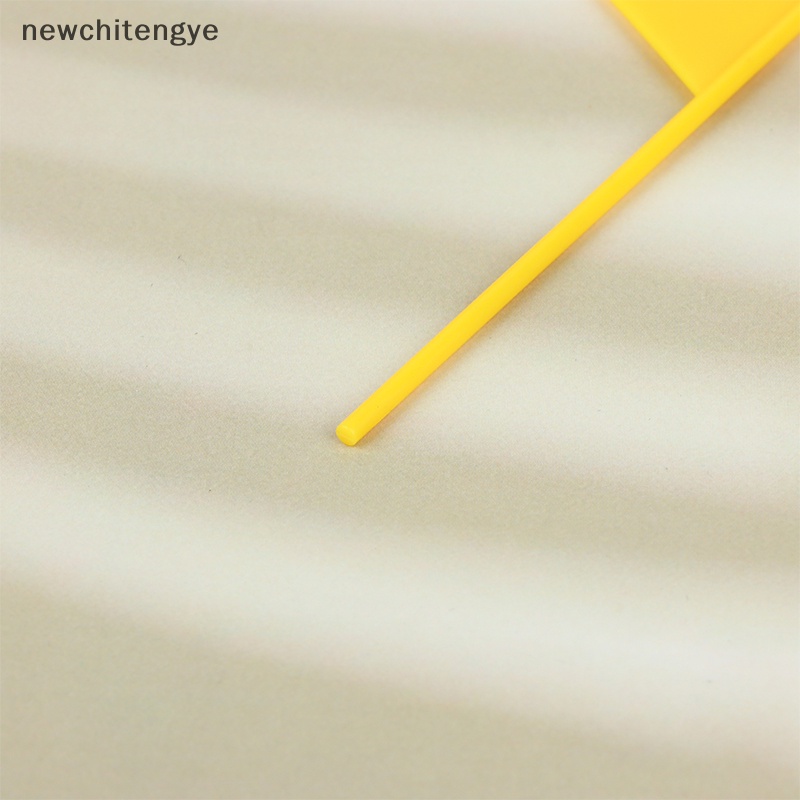 1 Bộ Bút Bi Golf Mini Để Bàn Màu Xanh Lá 3 Clubs