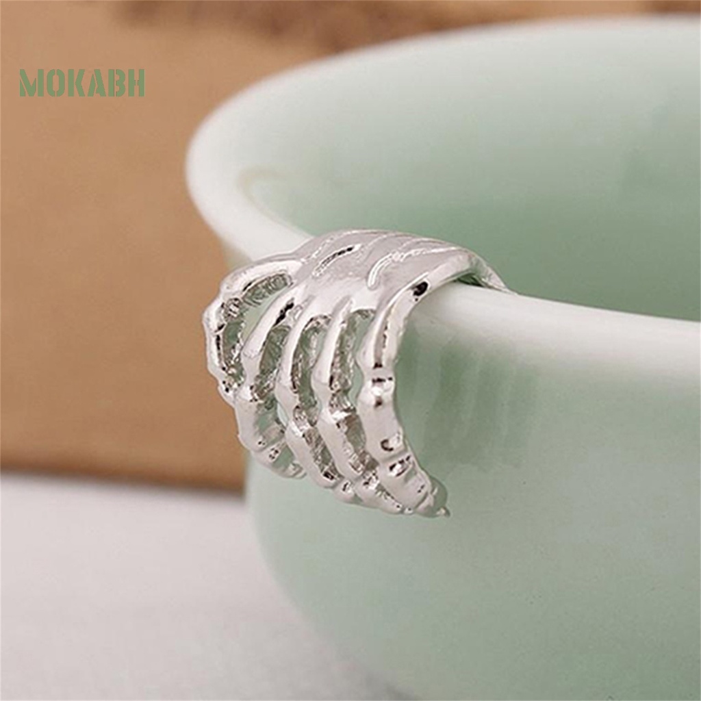 1 Khuyên Kẹp Vành Tai Hình Bàn Chân Xương Bàn Tay Phong Cách Punk Unisex