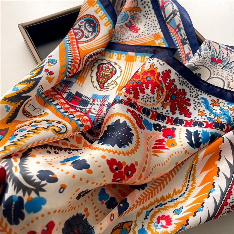 Khăn Choàng Cổ Vuông 70X70Cm Chất Liệu Lụa Họa Tiết Hình Học Thời Trang Cho Nữ