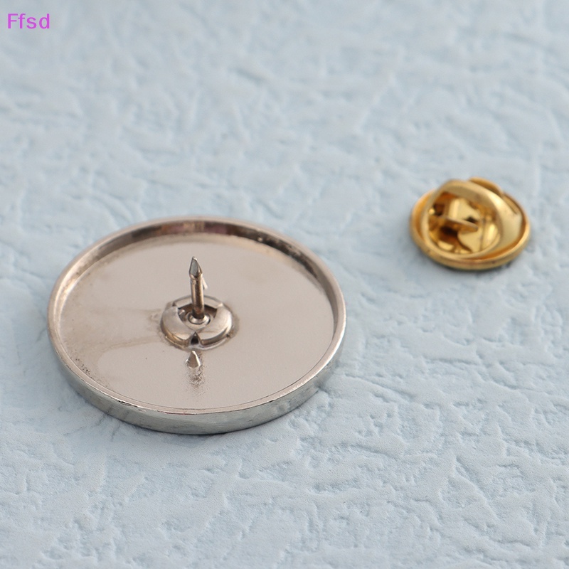 Set 2 Ghim Cài Áo Kim Loại Hình Anime Cho Ba Lô