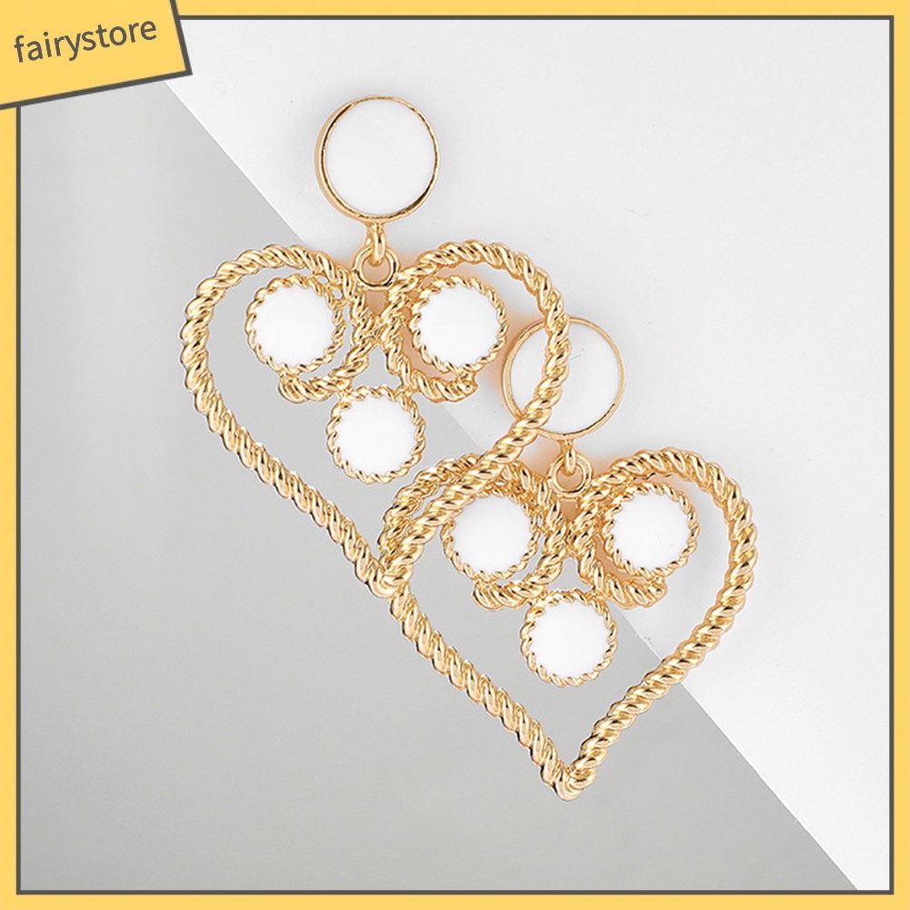 Đôi Khuyên Tai Hình Trái Tim Rỗng Phong Cách Vintage Cho Nữ