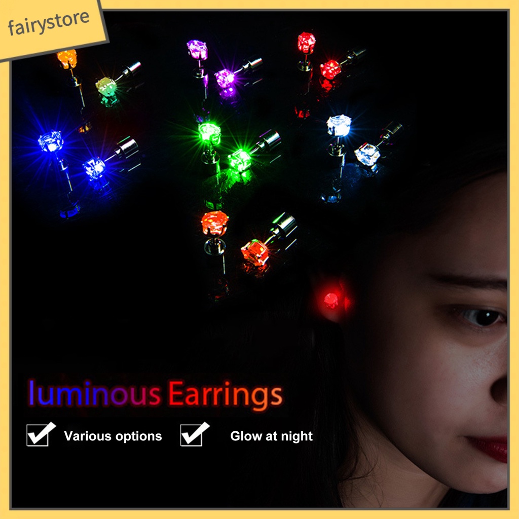 1 Bông Tai Đinh Tán Có Đèn LED Trong Suốt Nhỏ Gọn Cho Nữ