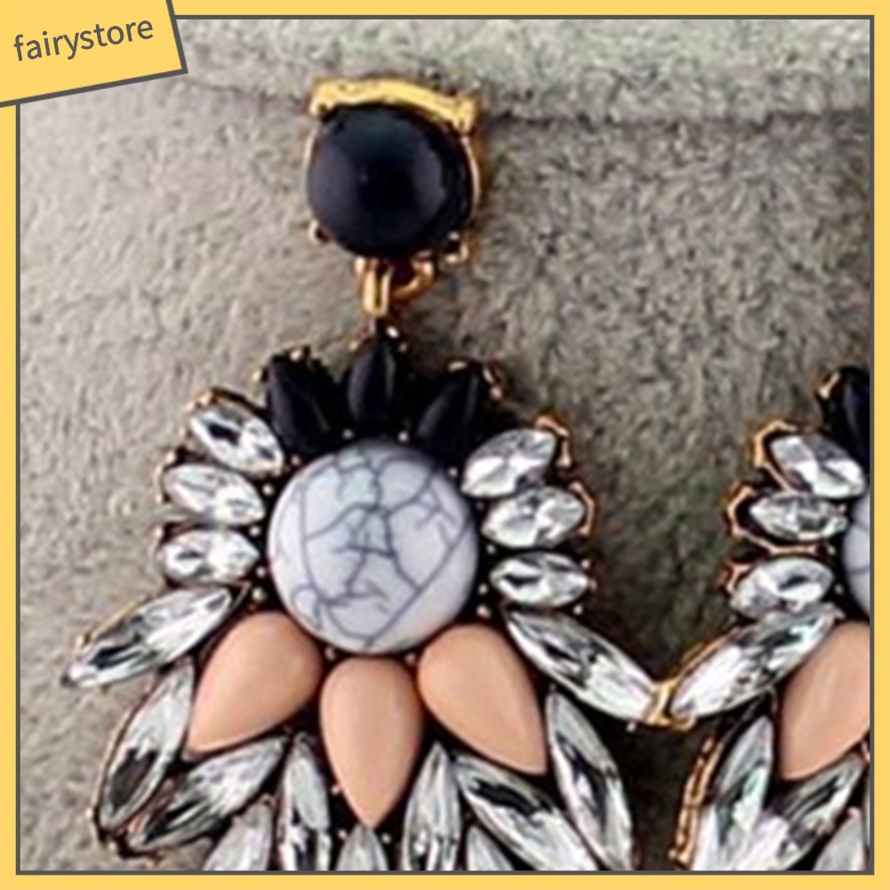 Bông Tai Hình Hoa Đính Đá Phong Cách Retro Dành Cho Nữ