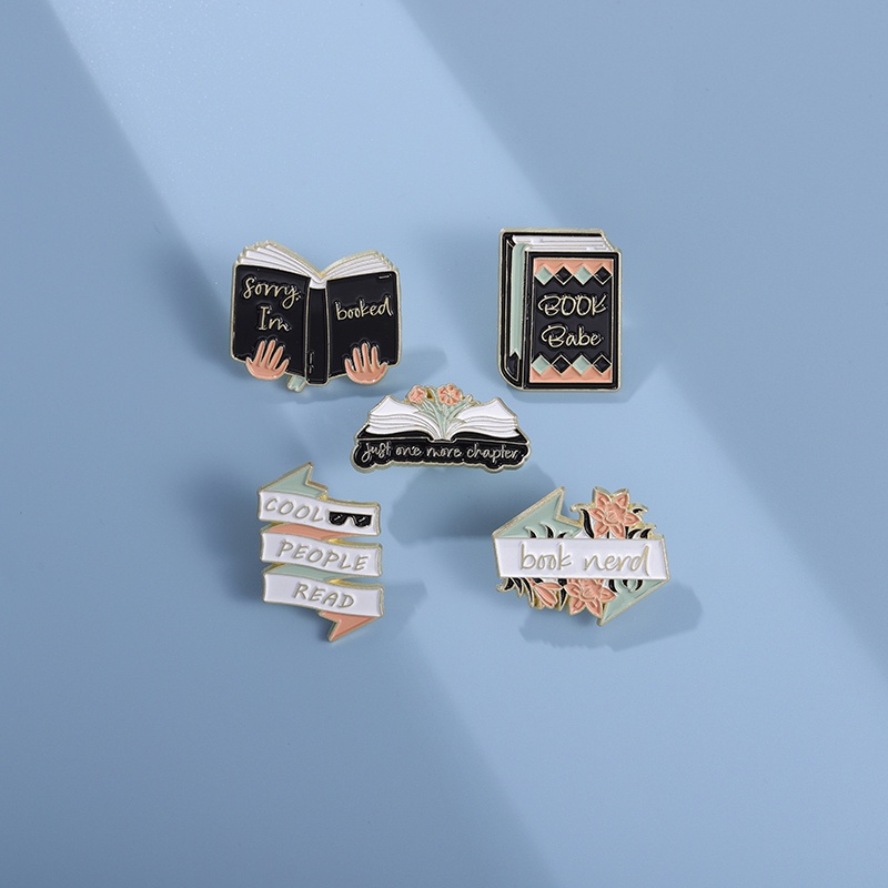 Huy Hiệu Cài Áo Hình Quyển Sách Sáng Tạo