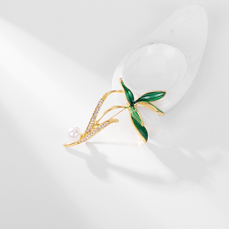 Trâm Cài Áo Hình Hoa Mộc Lan Đính Ngọc Trai Giả Chống Trượt Thời Trang