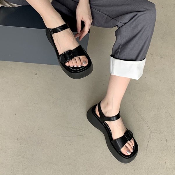 Giày Sandal Đế Mềm Dày Hở Ngón Thoải Mái Thời Trang Mùa Hè Phong Cách Hàn Quốc Cho Nữ