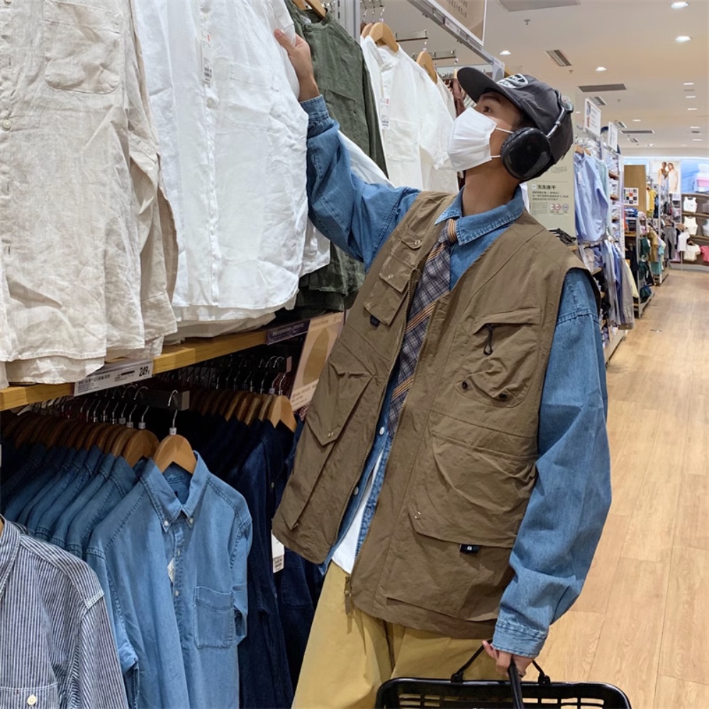 Áo Khoác Sát Nách Phối Nhiều Túi Phong Cách Retro Mỹ Cho Nam