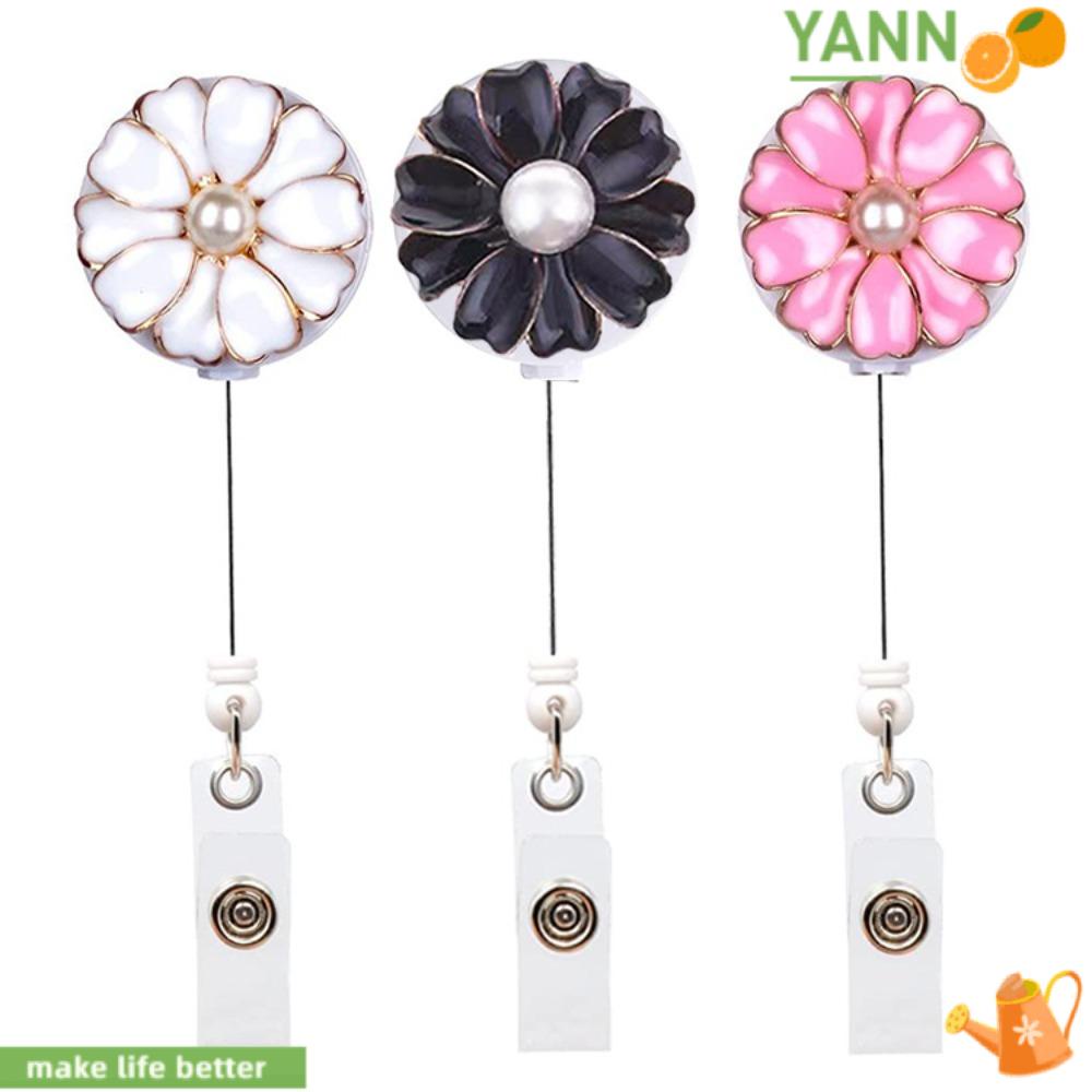 Bộ 3 Kẹp Cá Sấu Hoa Trắng Hỗ Trợ Thẻ Id1 ID Cho Nhân Viên Văn Phòng