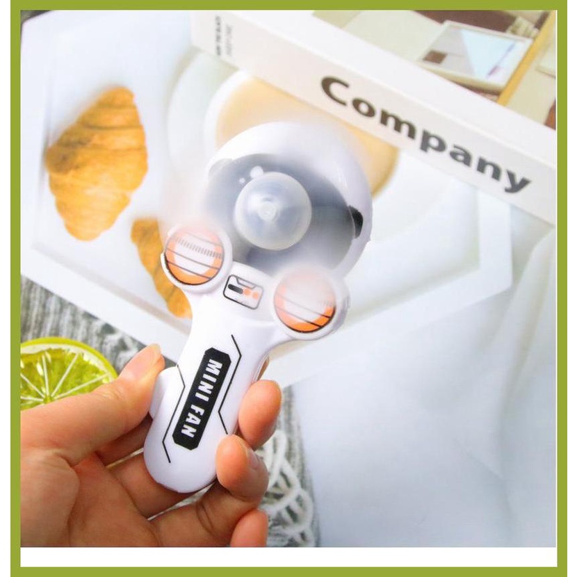 Quạt Cầm Tay Mini Hình Phi Hành Gia Hoạt Hình Dễ Thương