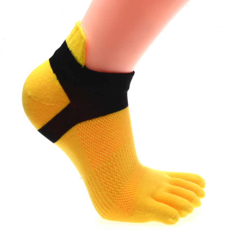 Vớ Cotton Xỏ Năm Ngón Thoải Mái Tiện Dụng Khi Chơi Thể Thao