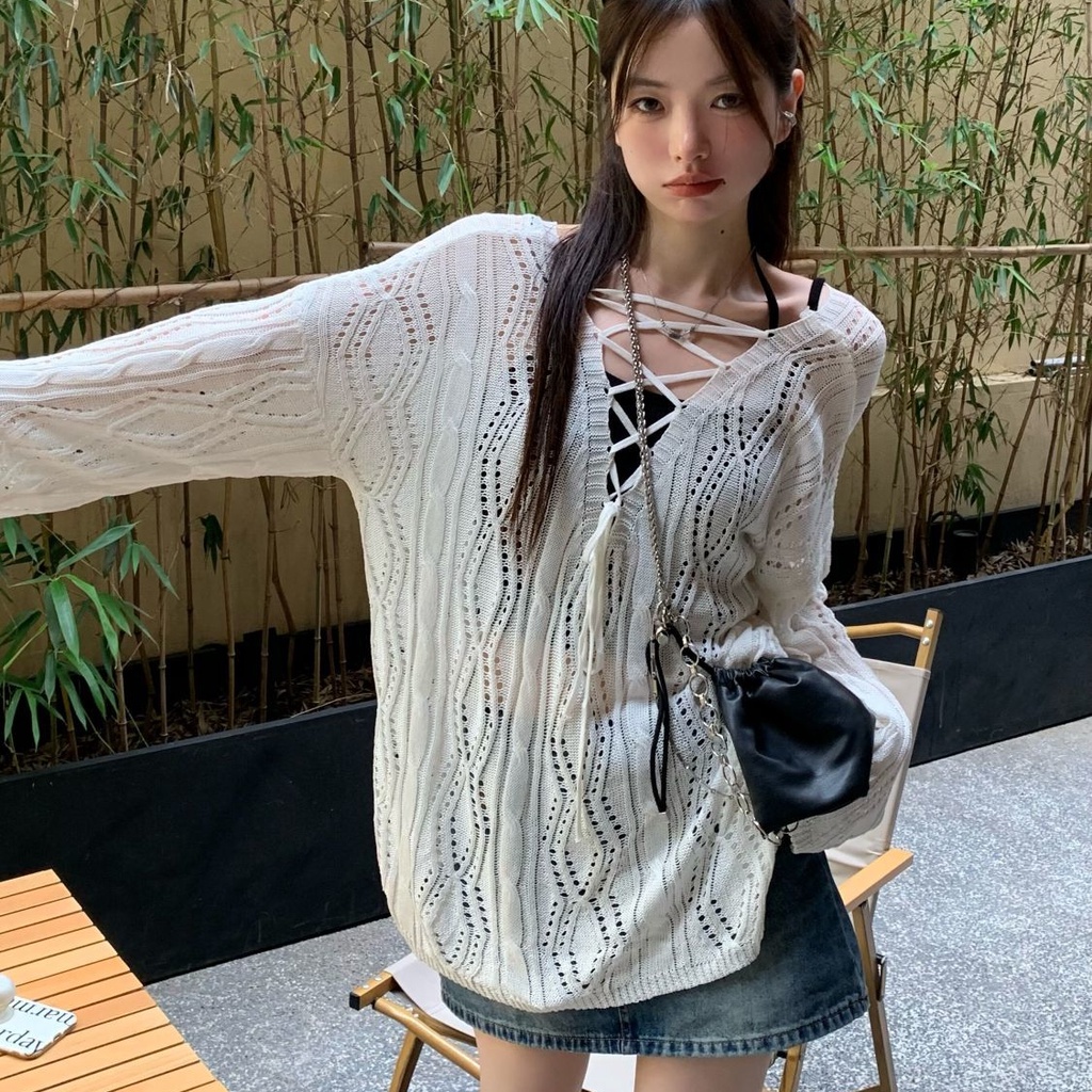 IELGY Áo sweater Dệt Kim Mỏng Tay Dài Khoét Lỗ Phong Cách Hàn Quốc Cho Nữ