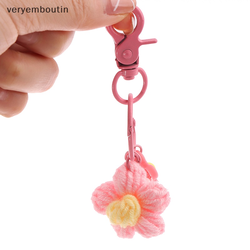 1 Móc Khóa Hình Bông Hoa Bằng Len Dễ Thương