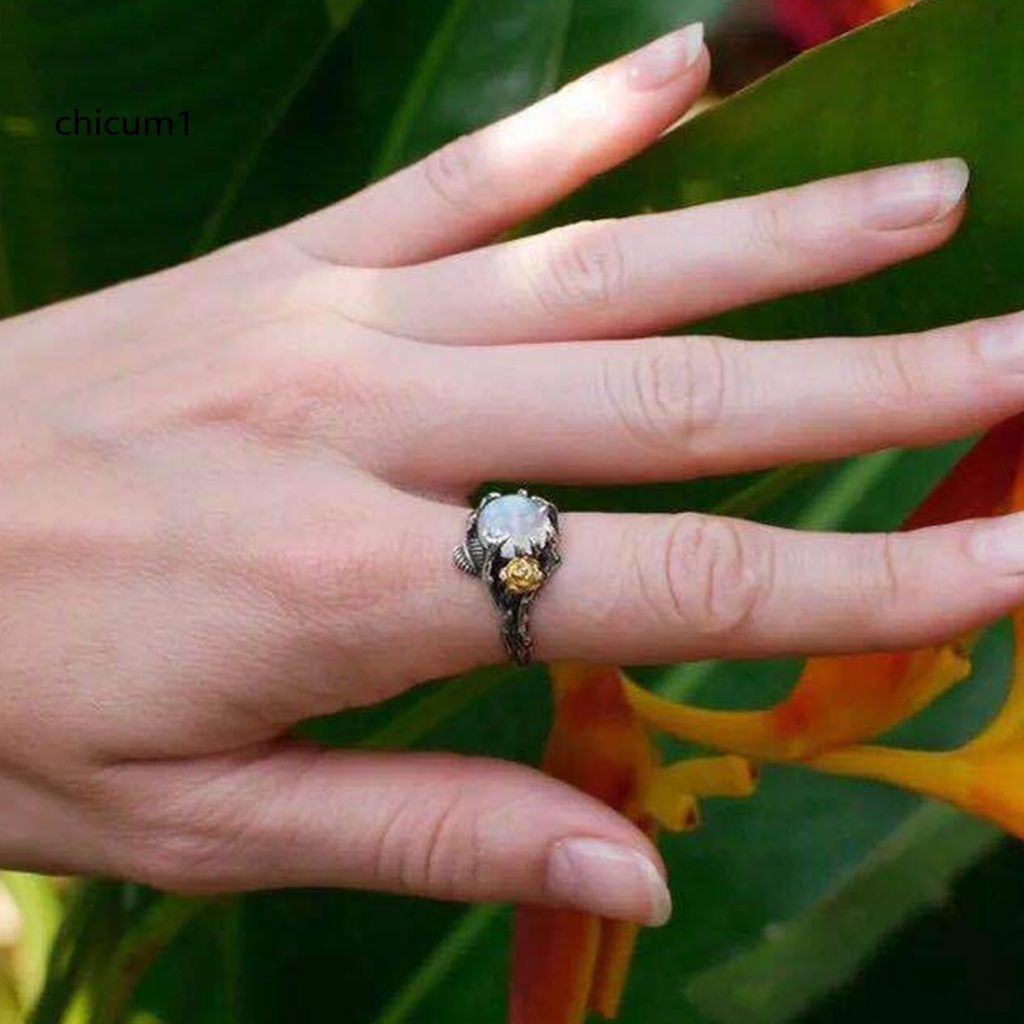 Nhẫn Hình Hoa Lá Đính Đá Mặt Trăng Phong Cách Vintage