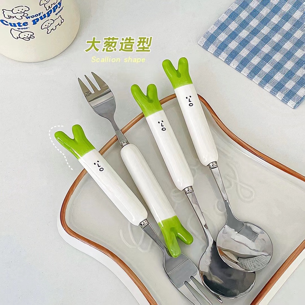 Bộ Muỗng Nĩa Bằng Thép Không Gỉ Hình Biểu Cảm Dễ Thương