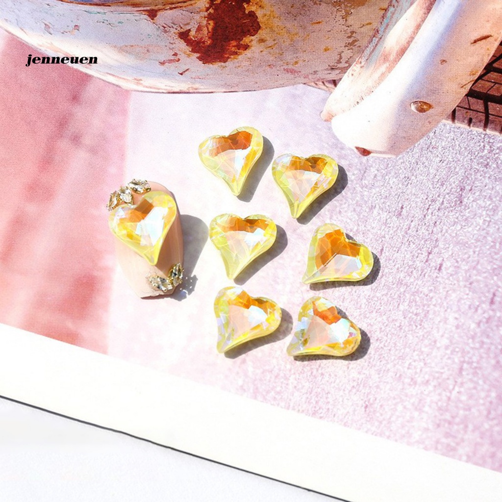 Set 10 Phụ Kiện Trang Trí Móng Tay Mini Màu Kẹo Họa Tiết Trái Tim