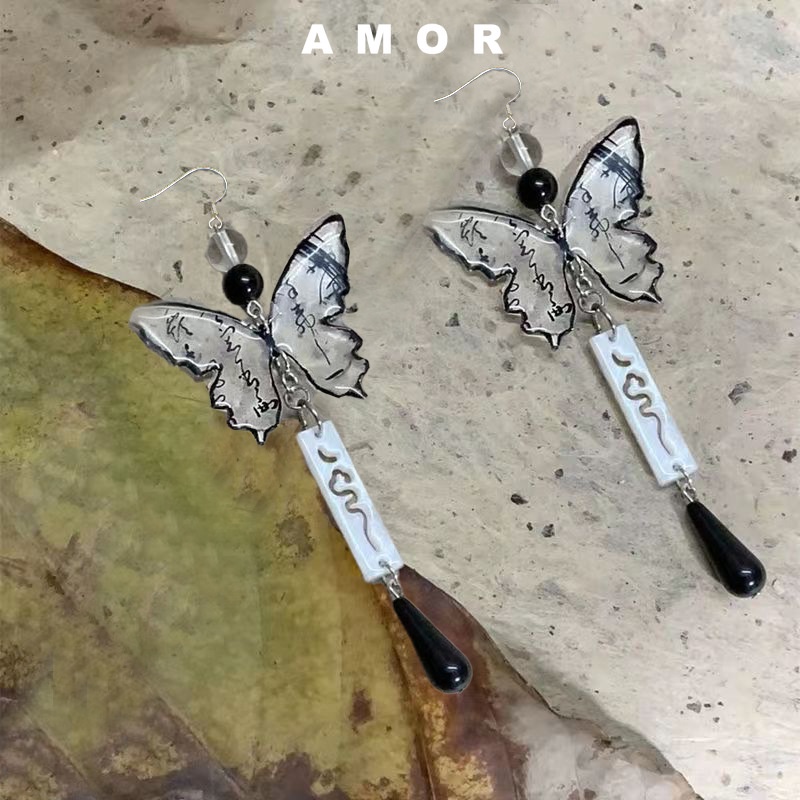 Khuyên Tai Tua Rua Dài Mặt Hình Bướm Vẽ Mực Phong Cách Trung Hoa Mới Dành Cho Bạn Nữ