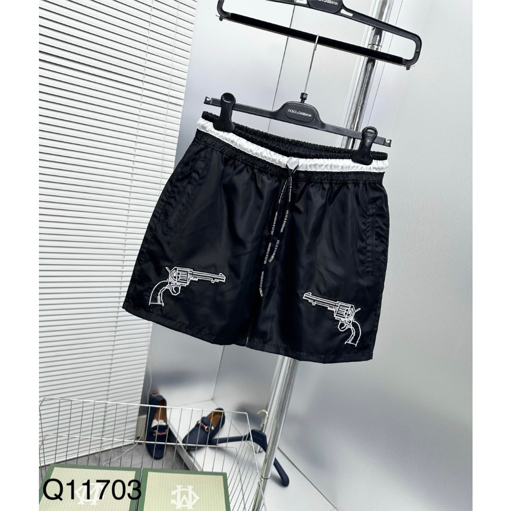 Quần Đùi Nam Gió D.G  Hình Thêu Khẩu Súng Siêu Đẹp - Quần Gió Chất Vải Thoải Mái Ống Suông Mặc Đi Biển