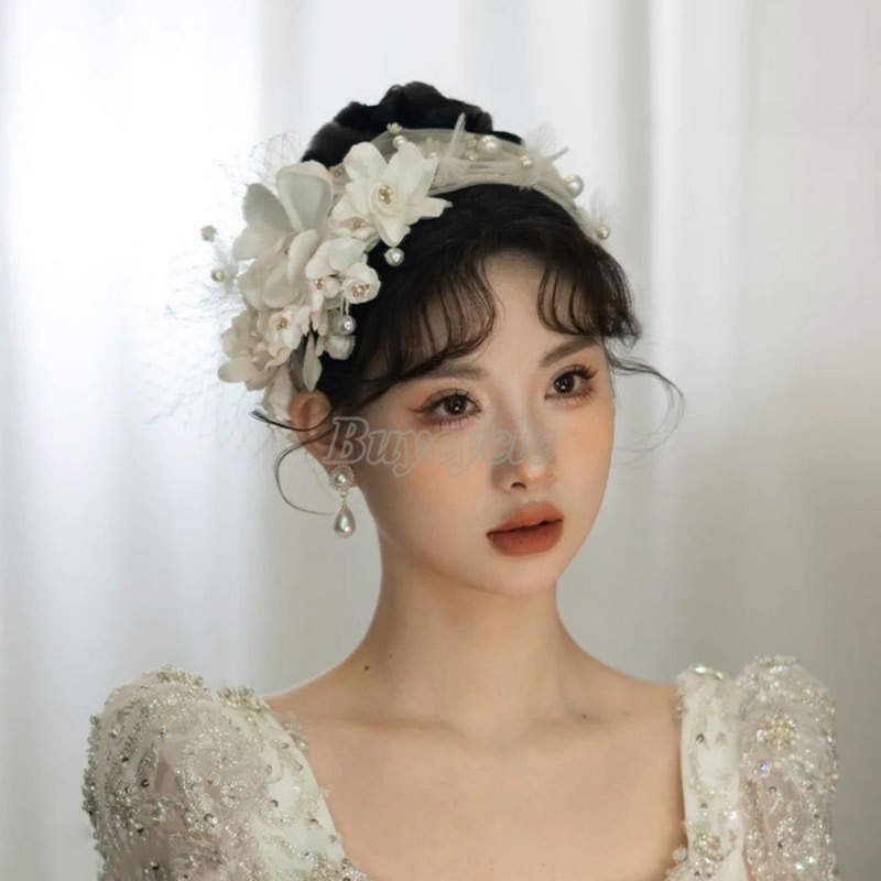 Vòng Hoa Cài Tóc Cho Cô Dâu