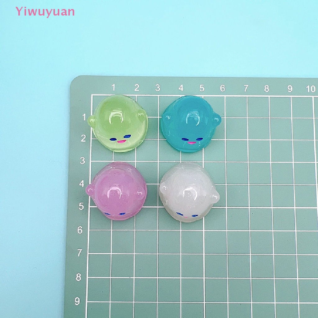 Bộ 2 Mô Hình Ma Dạ Quang Mini Bằng Nhựa Resin Trang Trí Mới