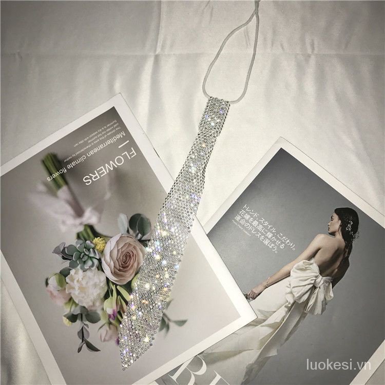 Cà Vạt Thắt Nút Nhỏ Màu Đen Đính Đá Lấp Lánh Thời Thượng Cho Nữ cxbluokesi.vn426