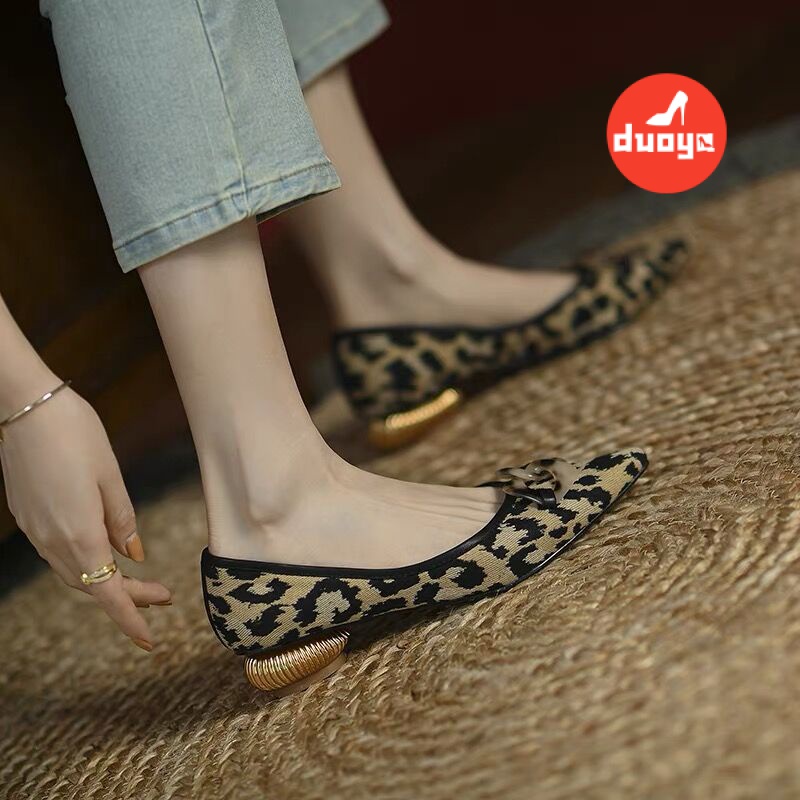 Giày Búp Bê Mũi Nhọn Đế Dày Họa Tiết Da Báo Phong Cách Pháp Thời Trang Xuân Thu 2022 Cho Nữ