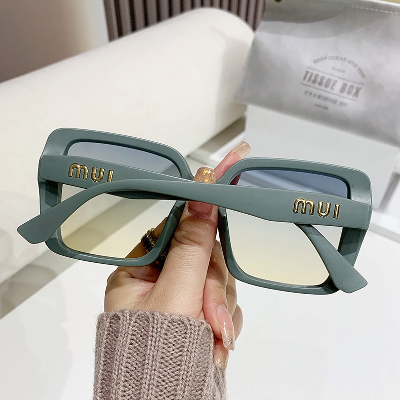 Kính Mát Thời Trang Nam Nữ Gọng Kim Loại Mới 2023 Màu Sắc