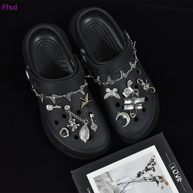 1 Set Phụ Kiện Trang Trí Giày Croc DIY Phong Cách Punk Cho Bé