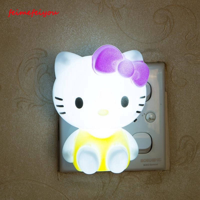 Đèn Ngủ Bóng LED Công Tắc Cạnh Giường Hình Hello Kitty