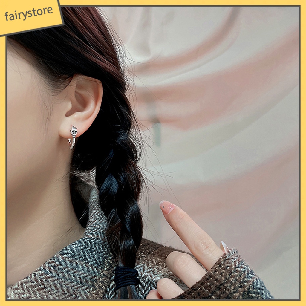 1 Khuyên Tai Tròn Hình Đầu Lâu Phong Cách Hip Hop Punk Cá Tính Dành Cho Nữ
