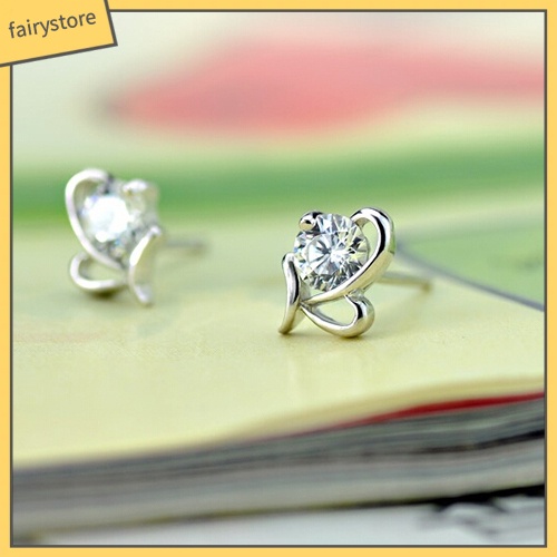 Đôi Bông Tai Mạ Bạc 925 Hình Trái Tim Đính Đá Thời Trang Cho Nữ