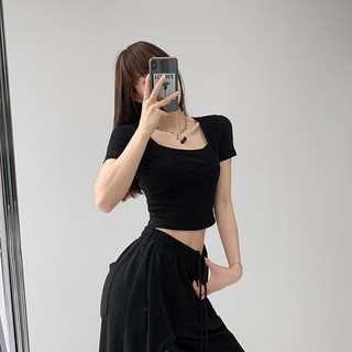 Áo thun Crop Top trơn cổ vuông đơn giản phong cách basic cho nữ