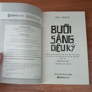Sách - Buổi Sáng Diệu Kỳ (Tái Bản)
