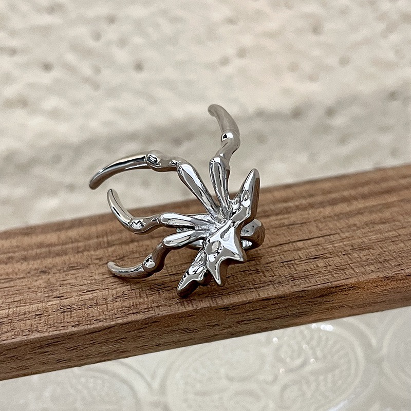 Khuyên Tai Kim Loại Bạc Dạng Kẹp Hình Nhện Phong Cách niche Cá Tính Ngọt Ngào Không Cần Xương Lỗ Dành Cho Nữ