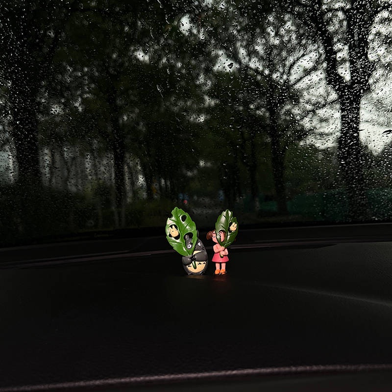 Healing Car Decoration Miyazaki Hayaototoro and Small Briquette Cute Vehicle Center Console Decoration Car Window 5sdE