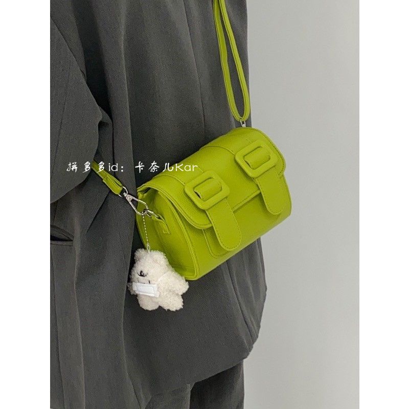 Cao Cấp Túi Đeo Chéo Vai Hình Vuông Nhỏ Màu Đỏ Hồng Kèm Mặt Nạ Gấu Thái Lan Thời Trang Cho Nữ