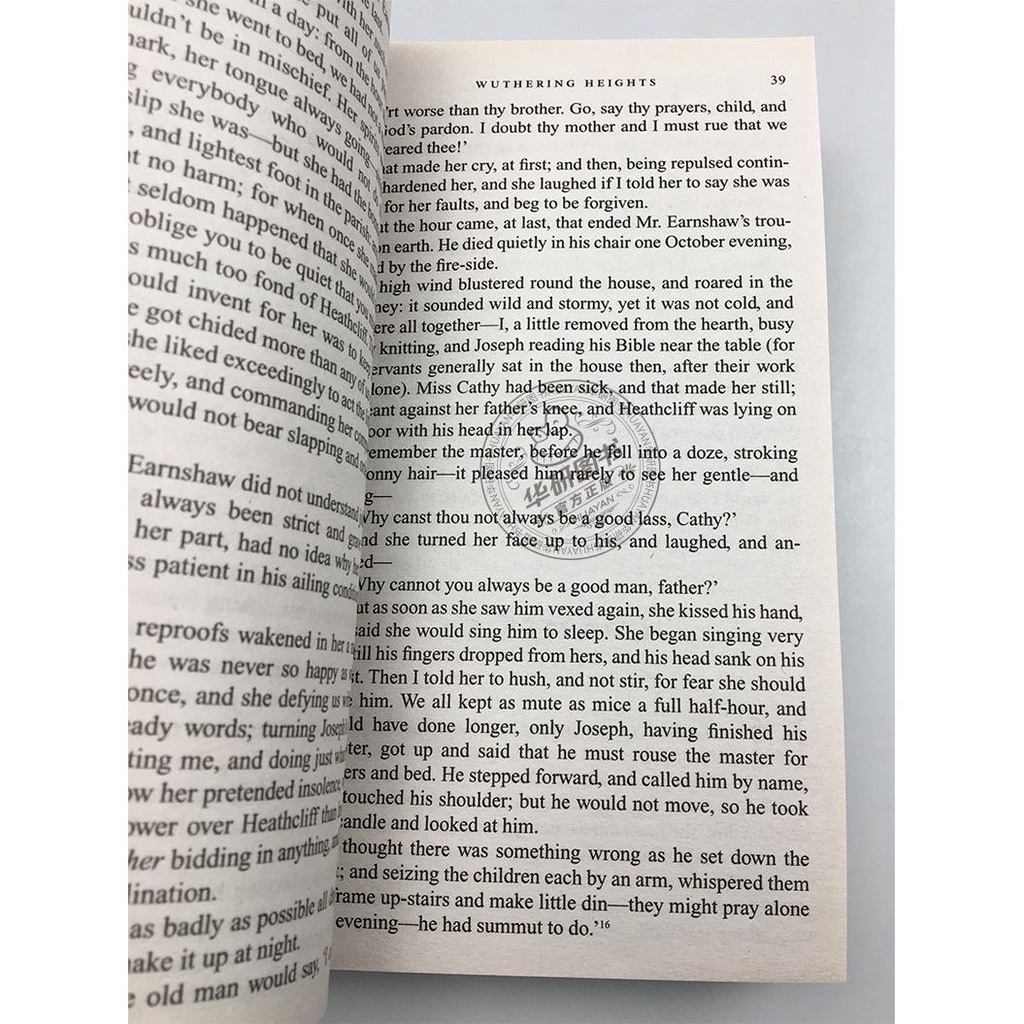 Sách Tiếng Anh Wuthering Heights Chính Hãng