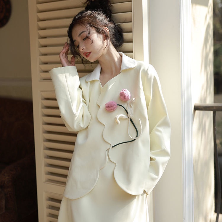 [Hàng Có Sẵn] Set Áo Khoác Và Chân Váy Trắng Phong Cách Hàn Quốc Mới 2023