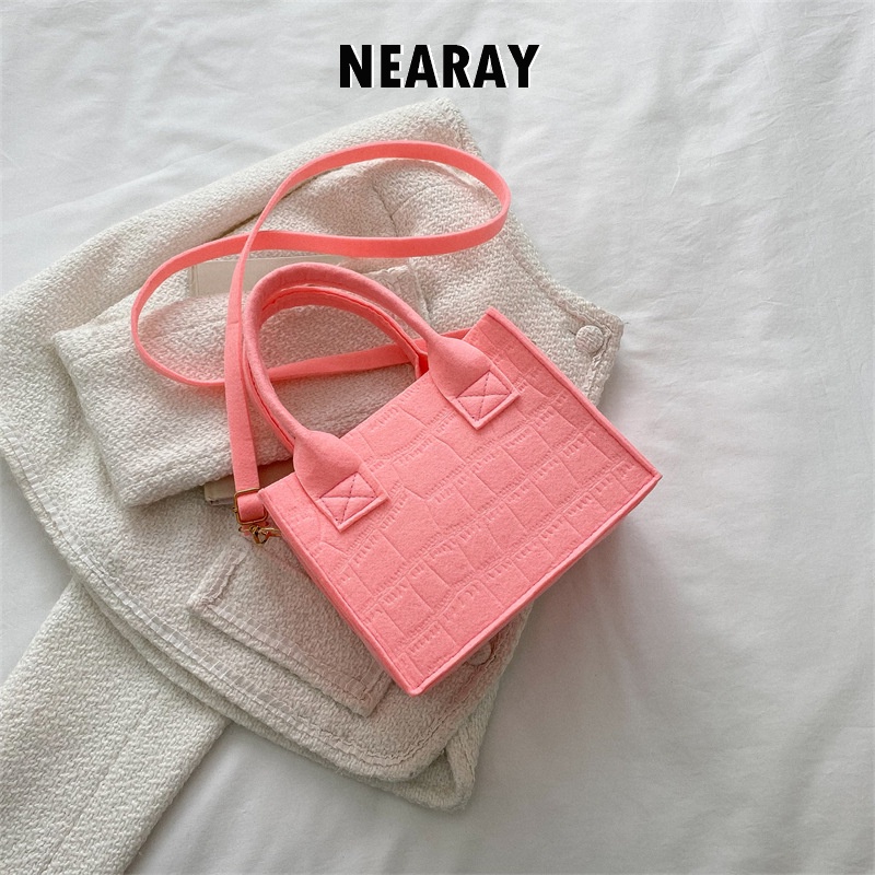 NEARAY  túi xách nữ đeo chéo Túi đeo chéo dễ phối cho nữ 2023 NEW  Đẹp Korean Style Chic Cái mới L91TFLB 37Z230910