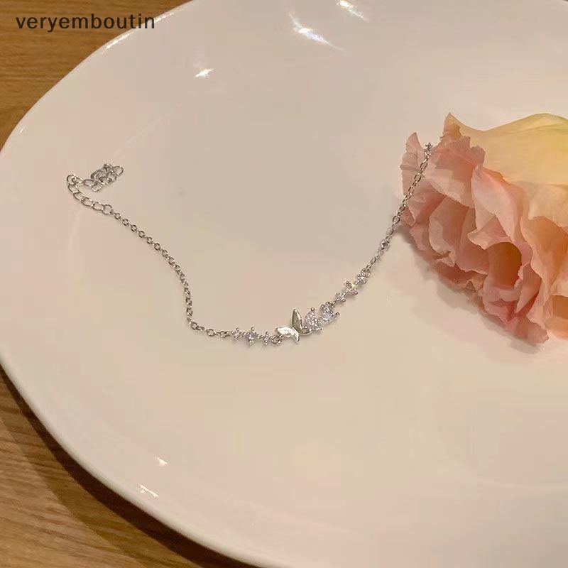 Vòng Đeo Tay Màu Bạc Họa Tiết Bướm Thời Trang Cho Nữ