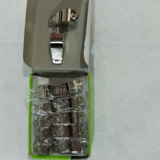 Còi sắt 7k một chiếc