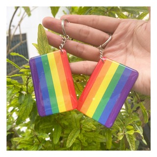 Móc khoá Lá cờ Cầu vồng LGBT Pride gắn xe máy, balo, túi ví chất liệu mica, in 2 mặt