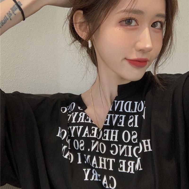 New large size Long short-sleeved T-shirt for girls loose plump MM knitted top letter printed V-neck slim fit meat tide T