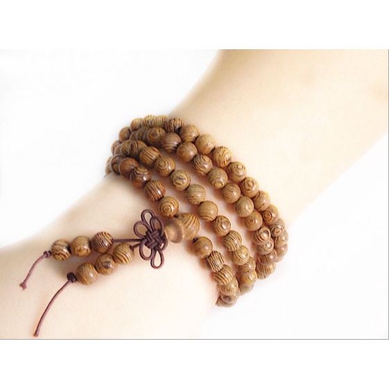 Vòng Gỗ 108 Hạt Trầm Hương mang lại Bình An, May mắn và Sức khoẻ cho Gia chủ