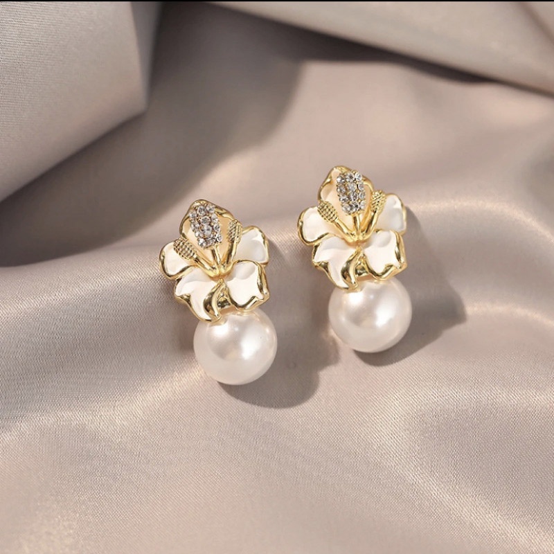 Khuyên Tai Cao Cấp Hình Hoa Đính Đá Ngọc Trai Phong Cách Hàn Quốc Nhật Bản